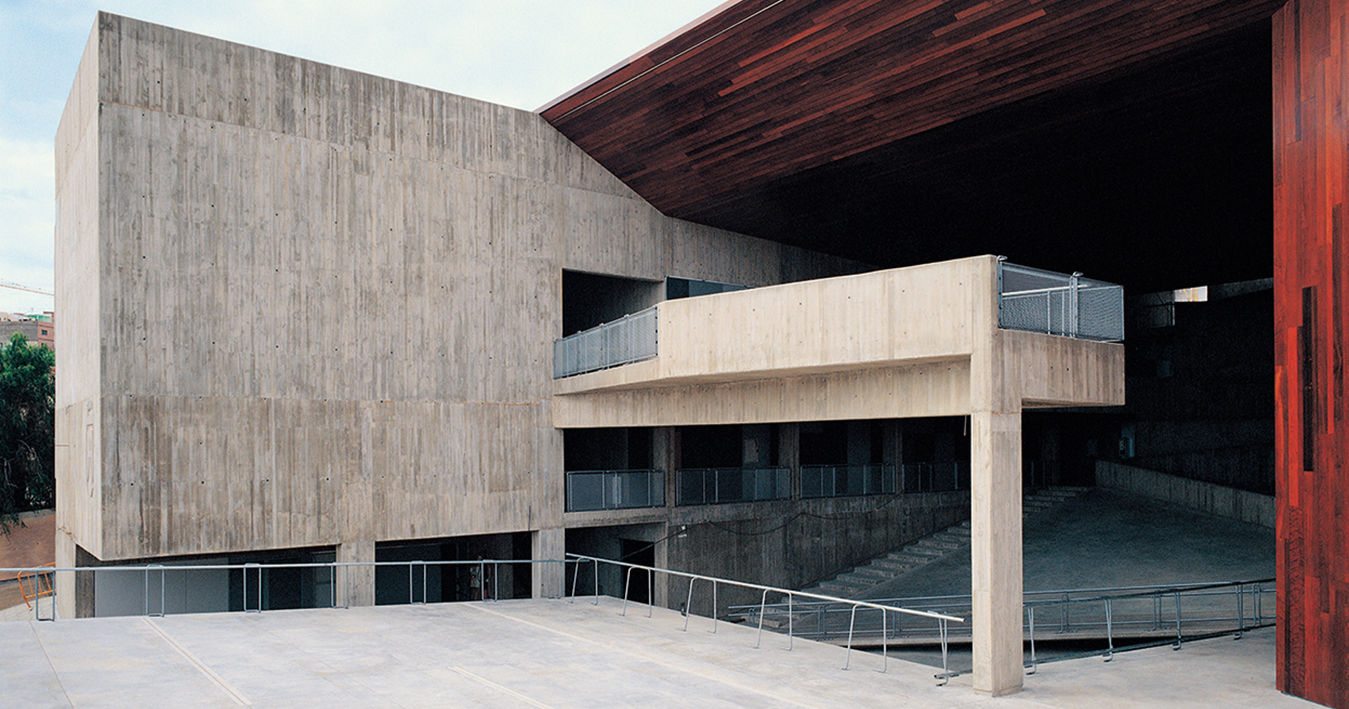 A building of the Tenerife School Of Scenic Arts